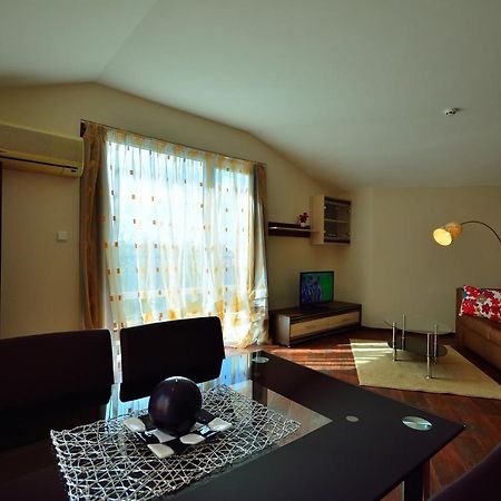 City Art Boutique Apartments Русе Екстериор снимка