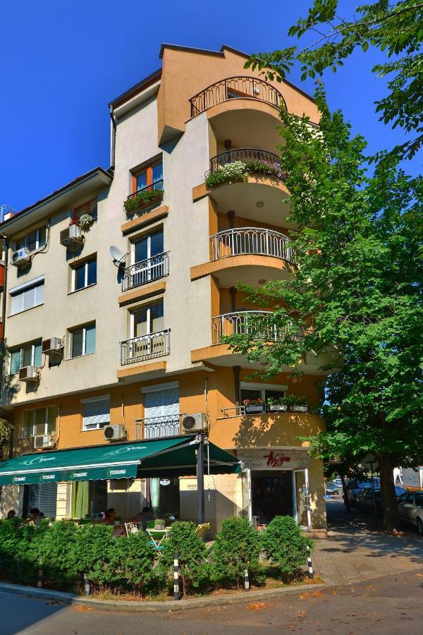City Art Boutique Apartments Русе Екстериор снимка